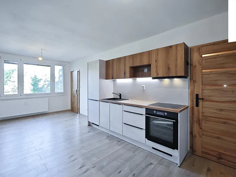 Prodej bytu 2+kk 73 m2 K Polabinám, Pardubice
